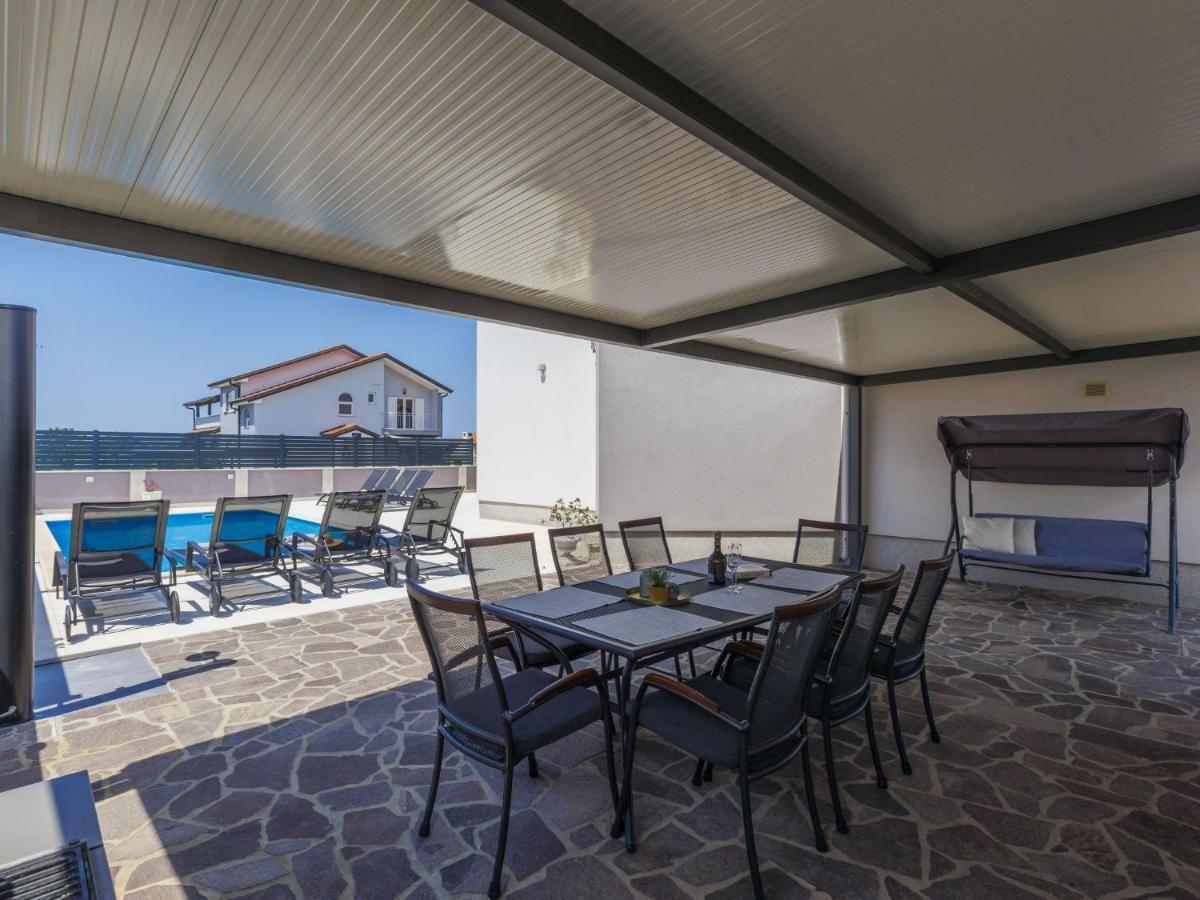 Holiday Home Villa Gocci By Interhome Kmeti Ngoại thất bức ảnh