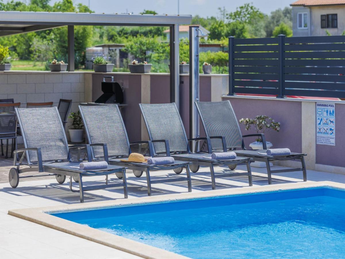 Holiday Home Villa Gocci By Interhome Kmeti Ngoại thất bức ảnh