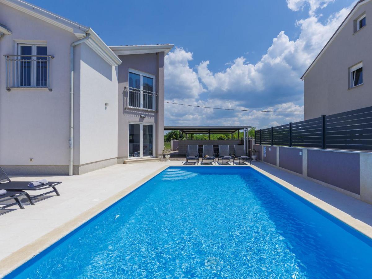 Holiday Home Villa Gocci By Interhome Kmeti Ngoại thất bức ảnh